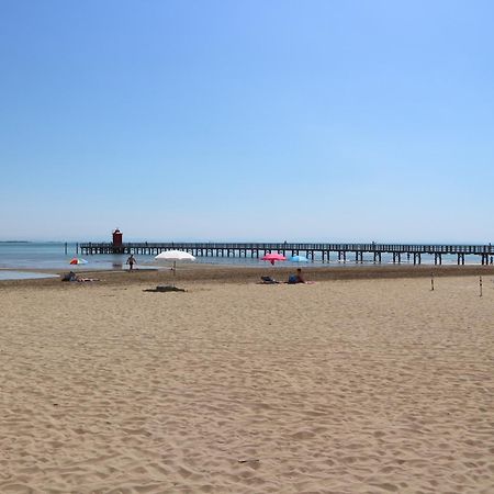 Salisburgo Apartment Lignano Sabbiadoro Bagian luar foto