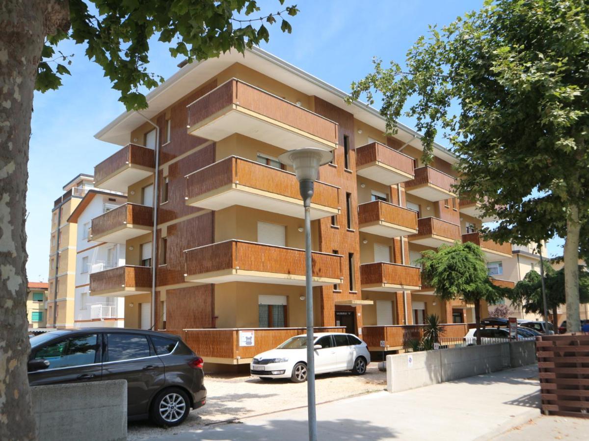 Salisburgo Apartment Lignano Sabbiadoro Bagian luar foto