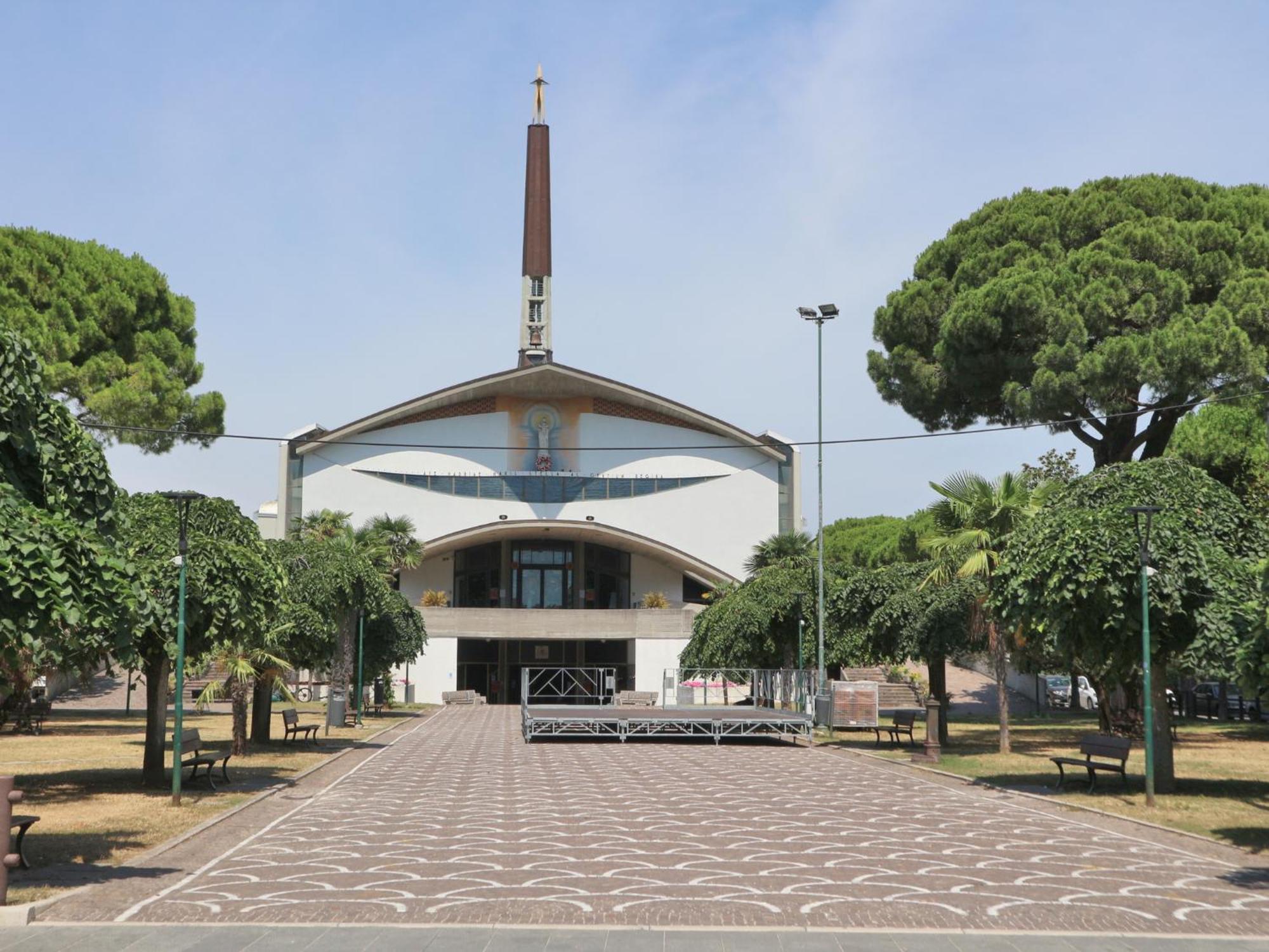 Salisburgo Apartment Lignano Sabbiadoro Bagian luar foto