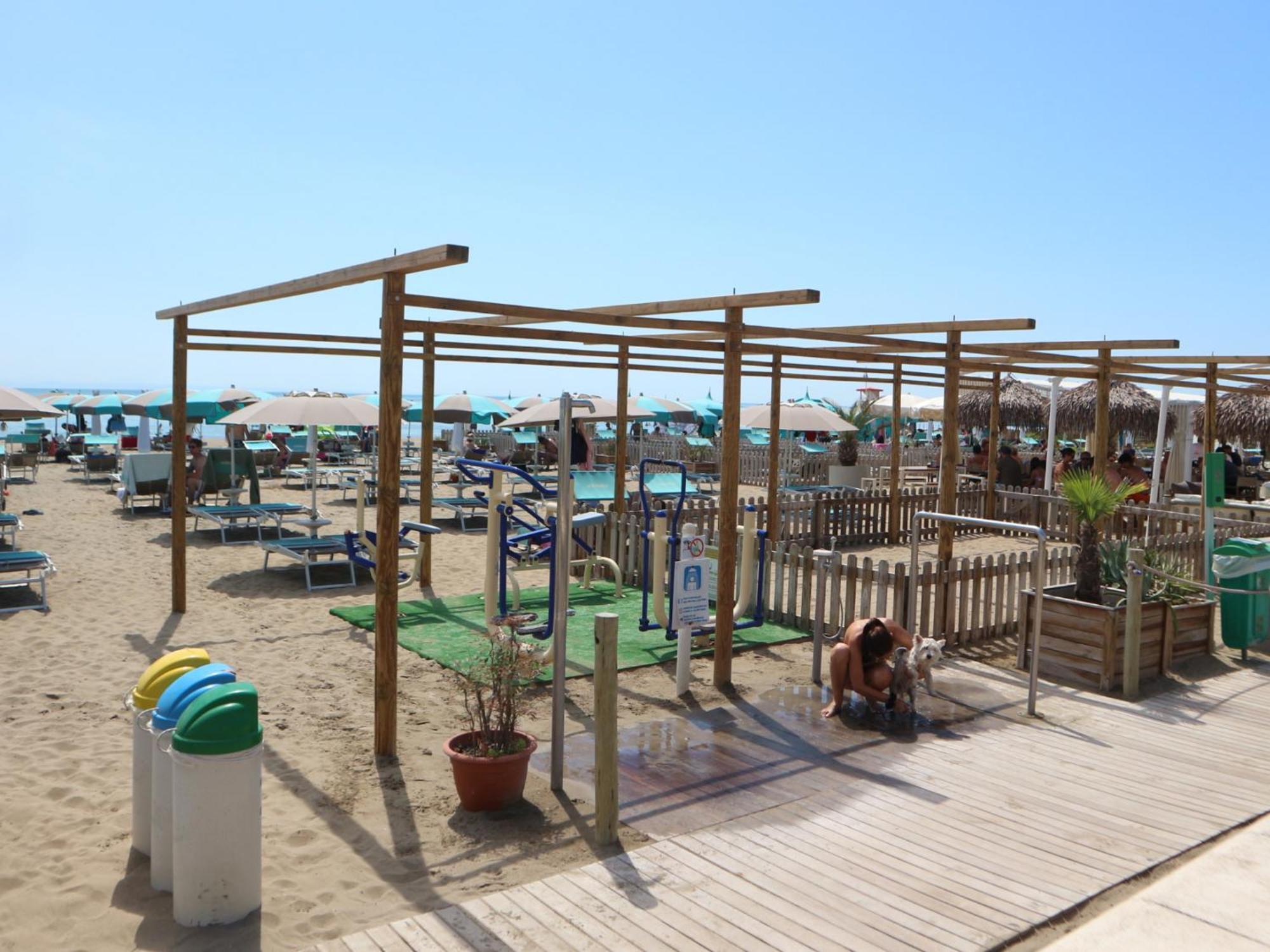 Salisburgo Apartment Lignano Sabbiadoro Bagian luar foto