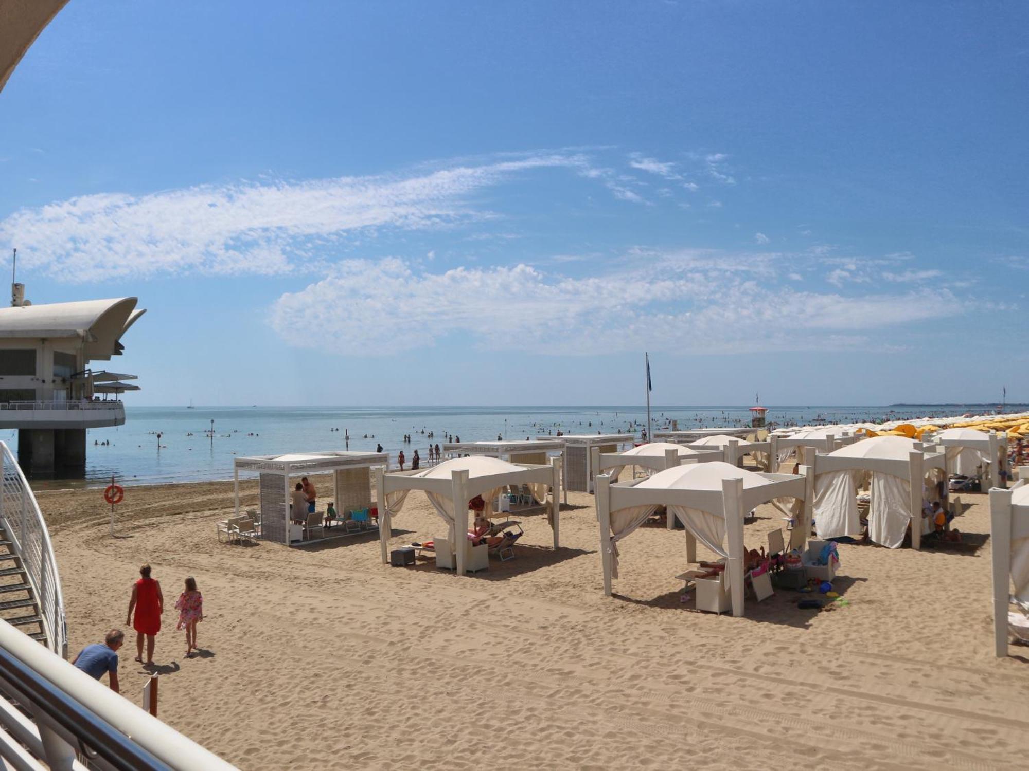 Salisburgo Apartment Lignano Sabbiadoro Bagian luar foto