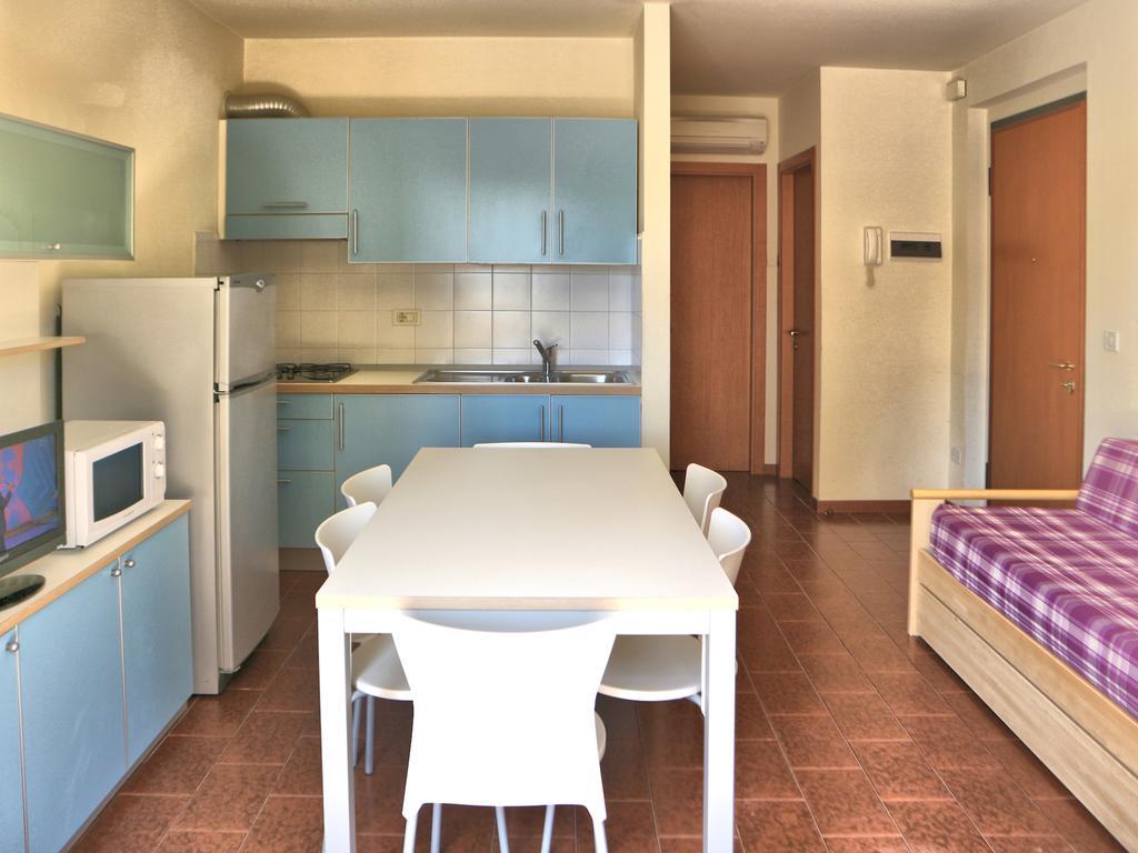 Salisburgo Apartment Lignano Sabbiadoro Bagian luar foto